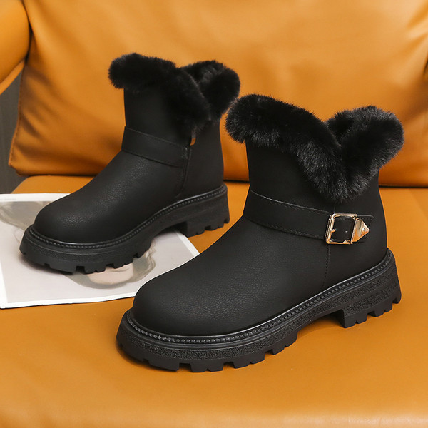 Ženske moderne čizme s kopčom i puhom