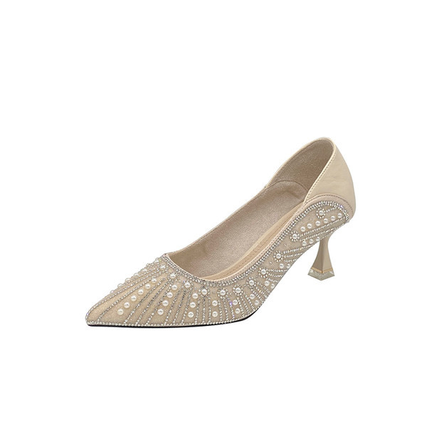Elegantne ženske cipele s biserima i petom od 7 cm