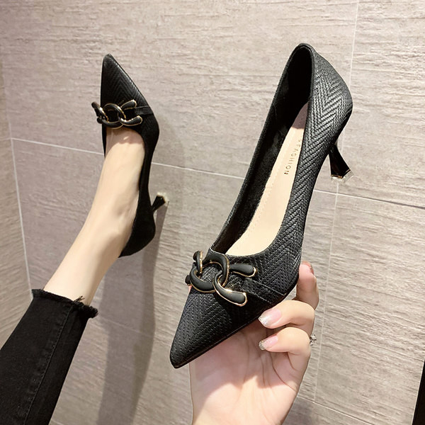 Ženske cipele od eko kože sa petom od 6 cm - model na špic