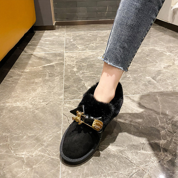 Ženske čizme s perom i trakom - ravni potplat