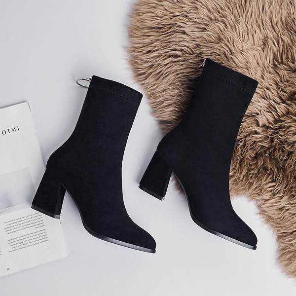 Aktualne ženske čizme ali na visoku petu od eko brušene kože