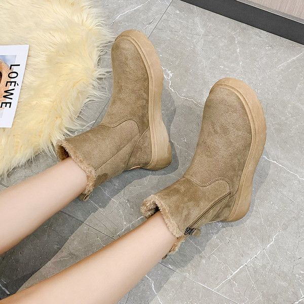 Ženske čizme s toplom postavom i patentnim zatvaračem