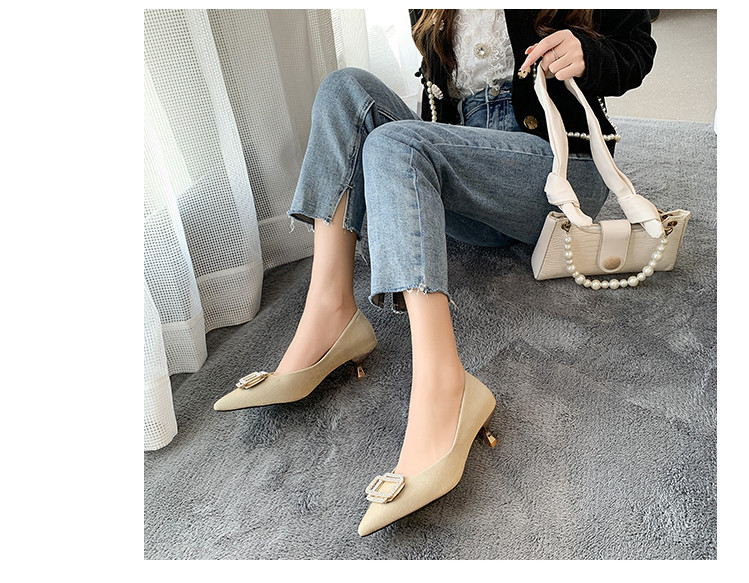 Moderne ženske cipele na špic s visokom petom 5,5 cm i ukrasnim kamenčićima