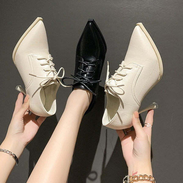 Ženske moderne cipele s vezicama i tankom petom od 9 cm