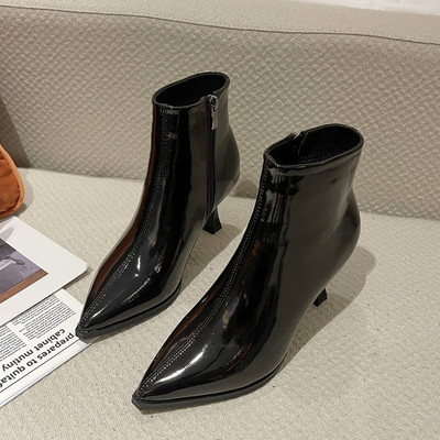 Lakirane čizme na špic s patentnim zatvaračem