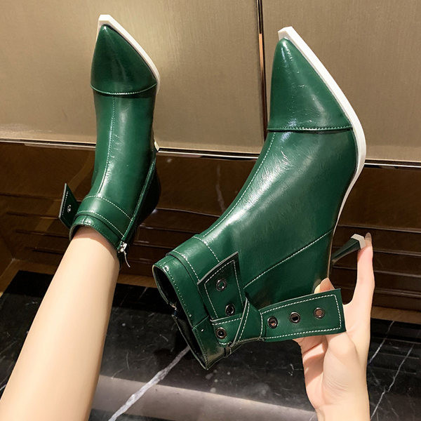 Kožne ženske čizme sa metalnim elementima u tri boje