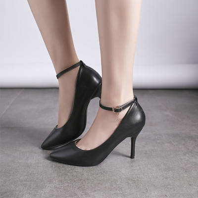 Ženske cipele od eko kože sa visokom petom i metalnim elementom