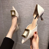 Novi model ženskih sandala sa metalnim ukrasom - kopčom