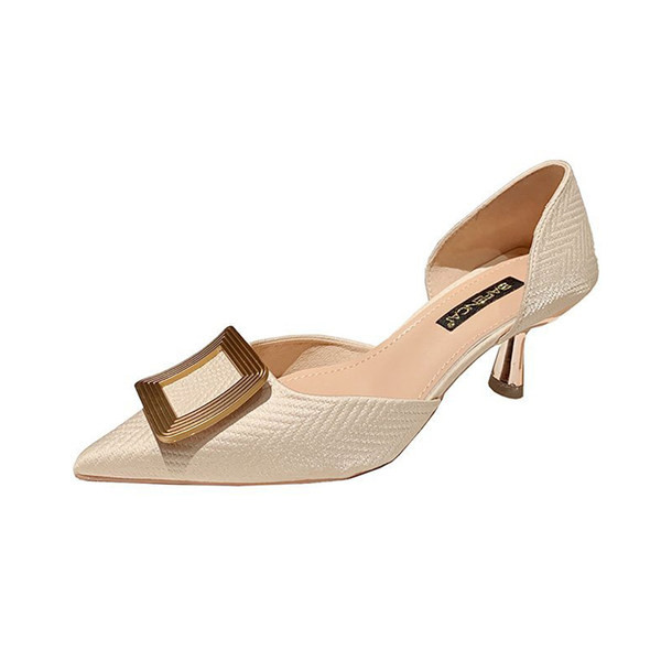 Novi model ženskih sandala sa metalnim ukrasom - kopčom