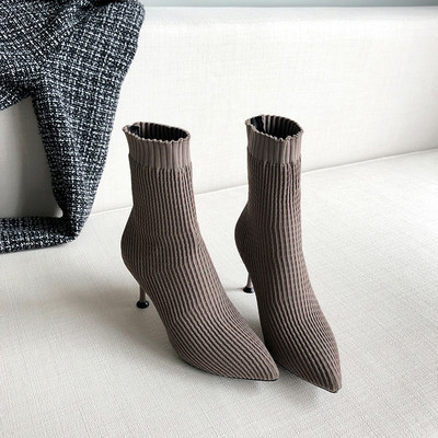 Модерни дамски боти с тънък 7см ток - тип чорап