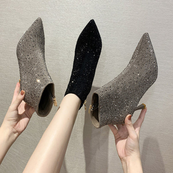 Elegantne ženske čizme na visoku 8,5 cm tanku petu s kamenčićima