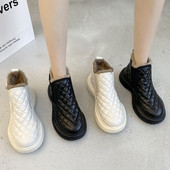 Ženske kožne čizme sa toplom postavom u dvije boje