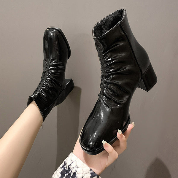 Ženske lakirane čizme sa toplom postavom od eko dlake