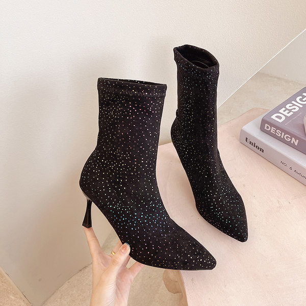 Ženske moderne čizme na tanku petu 7 cm i ukrasnim kamenčićima