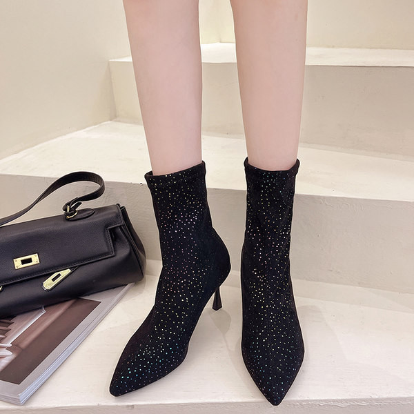 Ženske moderne čizme na tanku petu 7 cm i ukrasnim kamenčićima