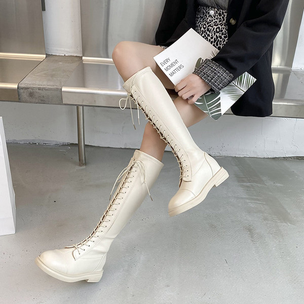 Kožne čizme s vezicama u crnoj i bež boji