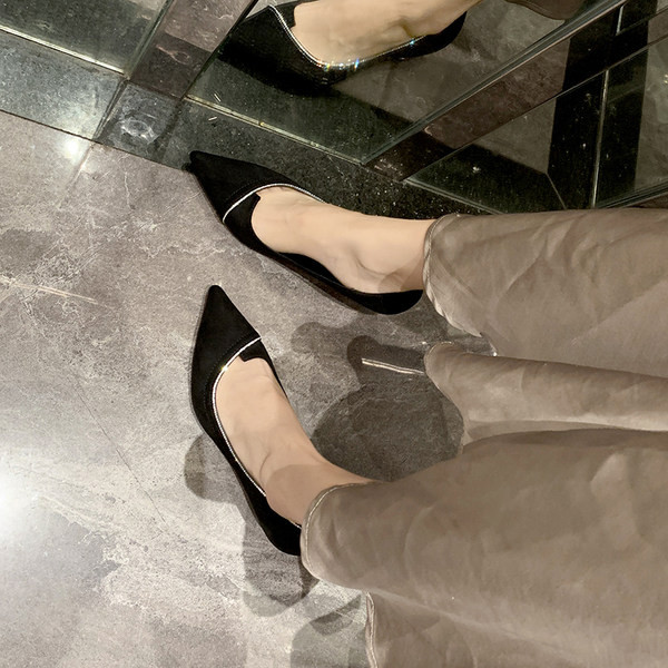 Ženske cipele na visoku petu 7 cm špicasti model s kamenčićima