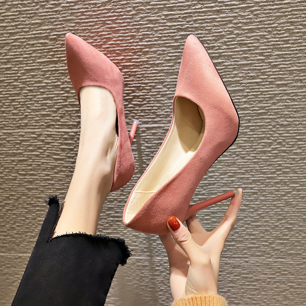 Ženske cipele na tanku petu - više boja