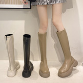 Kožne ženske čizme - čist model