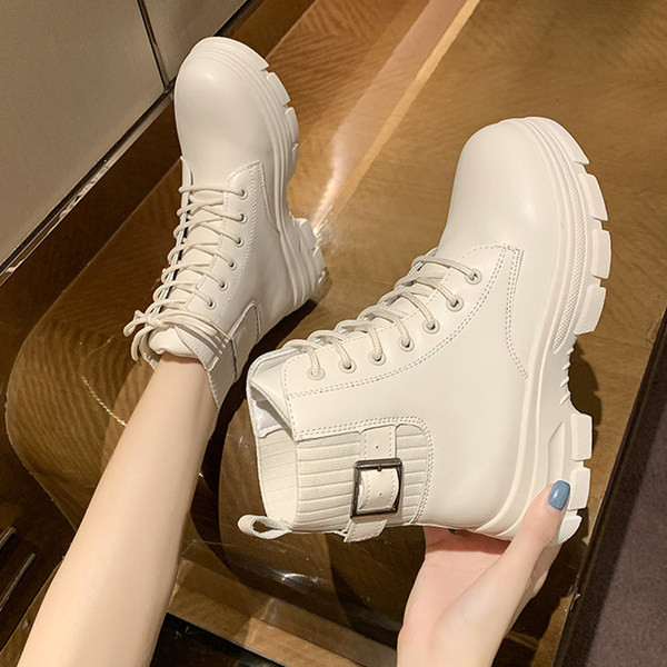 Ženske čizme na pertlu u bež i crnoj boji