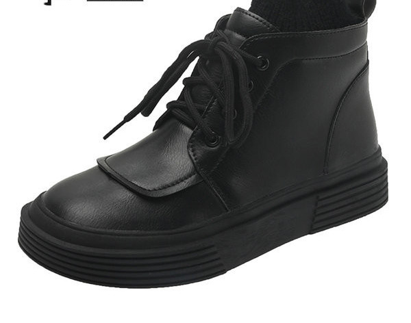 Ženske čizme sa ravnim đonom i vezicama u dvije boje