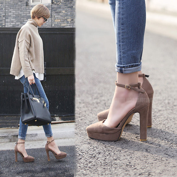 Ženske cipele s visokom petom i remenom