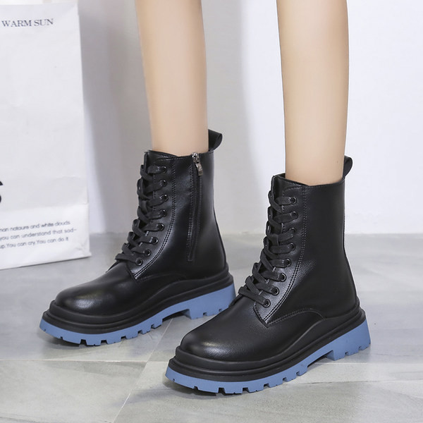 Ženske kožne čizme s vezicama i grubim potplatom