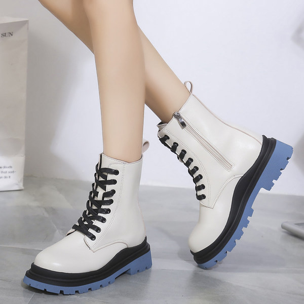 Ženske kožne čizme s vezicama i grubim potplatom