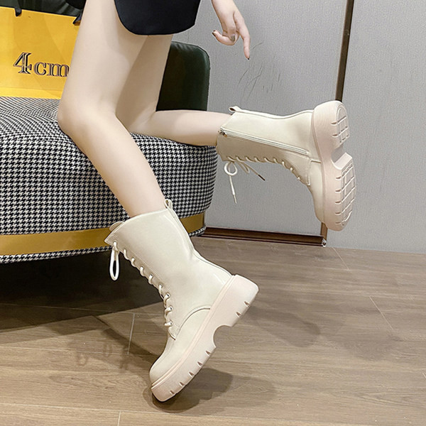 Moderne lakirane čizme s vezicama