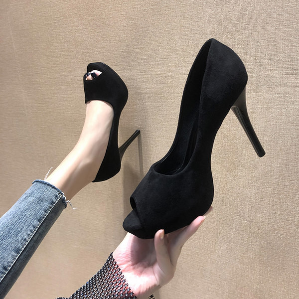 Moderne ženske cipele na petu od 10 cm u dva modela