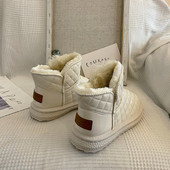 Ženske zimske čizme od proštepane kože i mekane postave