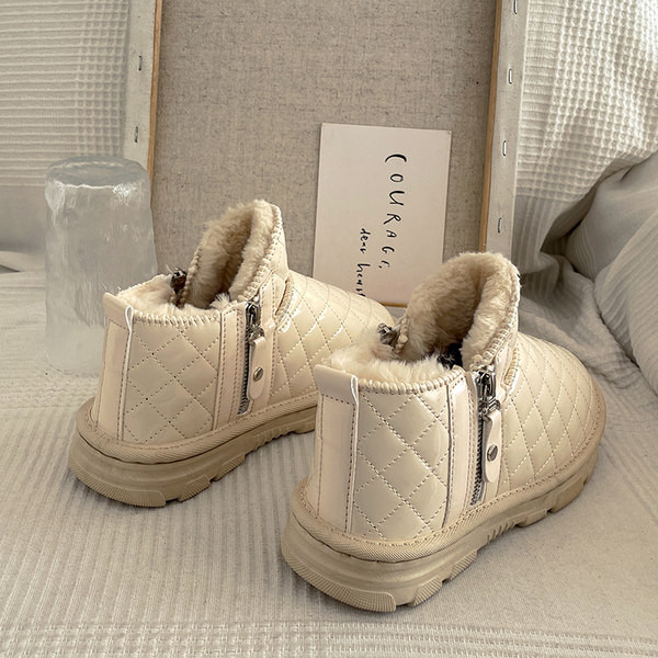 Ženske čizme s toplom postavom i kopčanjem na zip