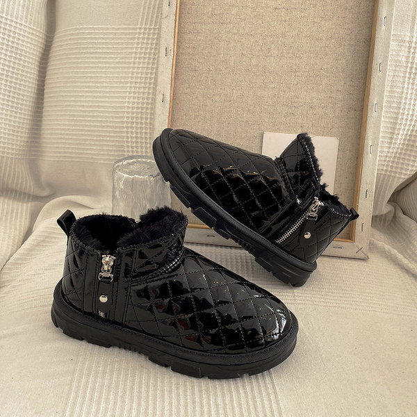 Ženske čizme s toplom postavom i kopčanjem na zip