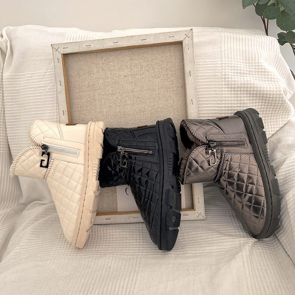 Дамски боти с топла подплата -  равна подметка