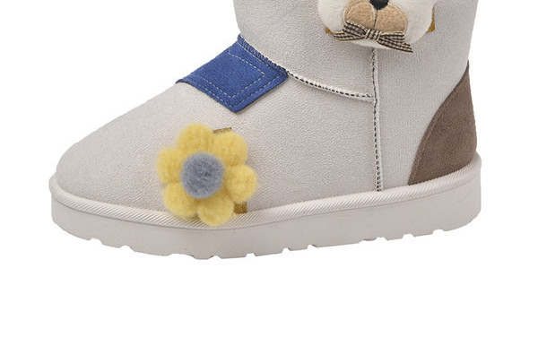 Ženske čizme s ravnim potplatom i 3D dekoracijom