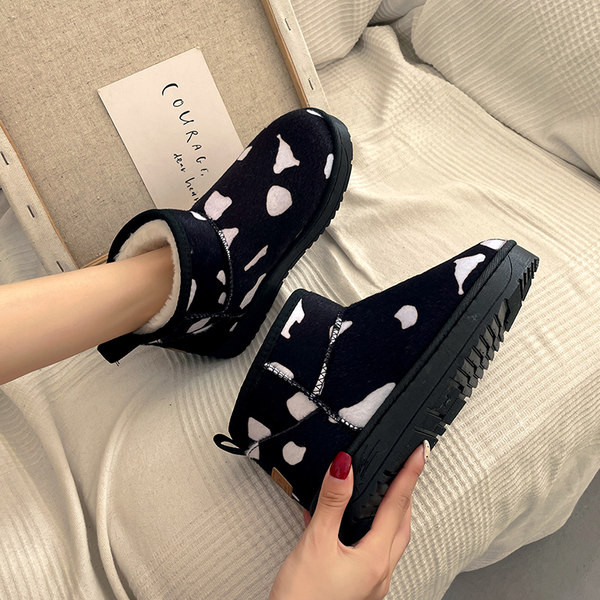 Ženske čizme s toplom postavom - tri boje