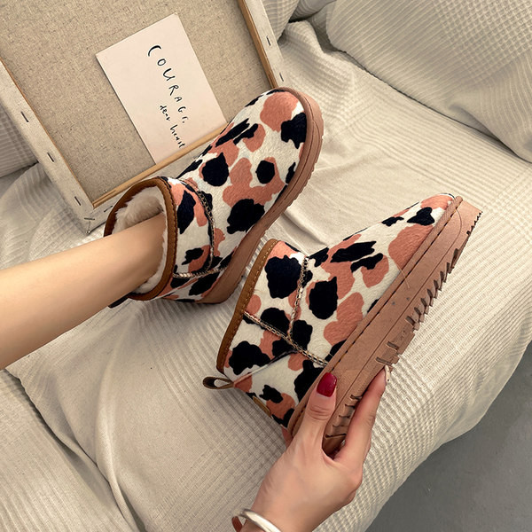 Ženske čizme s toplom postavom - tri boje