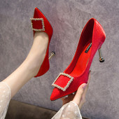 Ženske casual cipele s kamenčićima i tankom petom