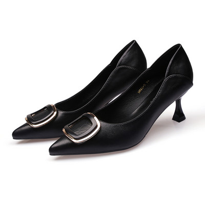 Ležerne ženske cipele s niskom petom od 5 cm i kopčom