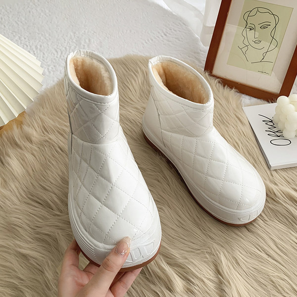 Дамски боти с висока подметка и топла подплата няколко цвята