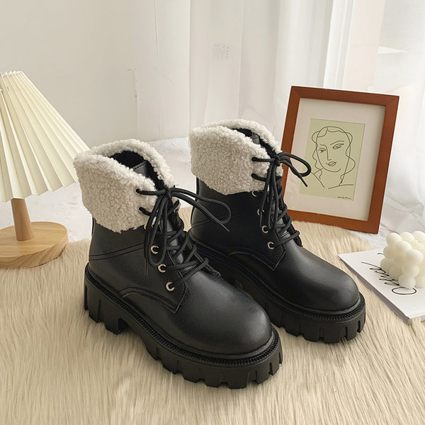 Zimske kubanke od eko kože sa visokim grubim đonom