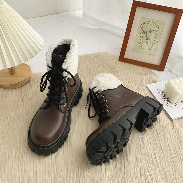 Zimske kubanke od eko kože sa visokim grubim đonom