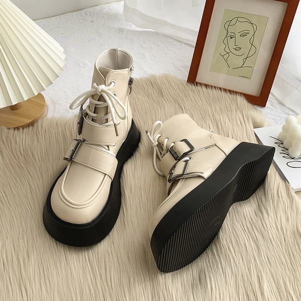 Kožne ženske čizme s vezicama u bež i crnoj boji