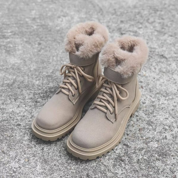 Ежедневни дамски боти с пух и връзки