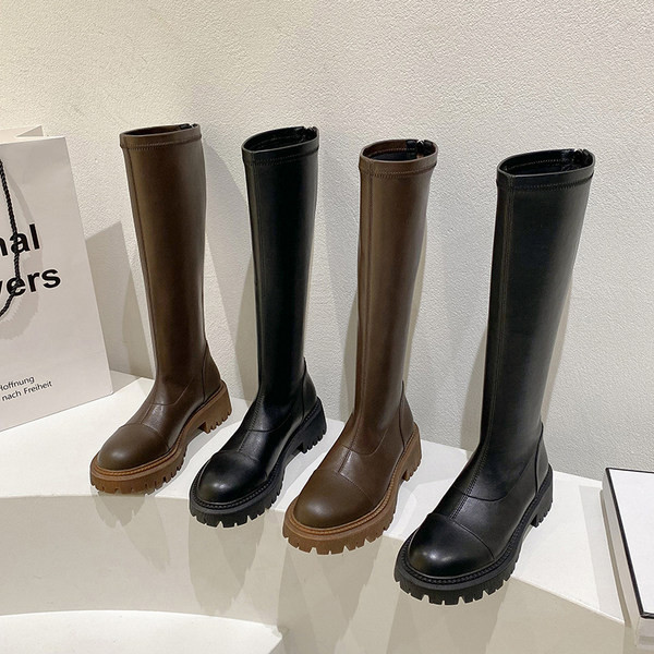 Ženske čizme od eko kože sa grubim đonom