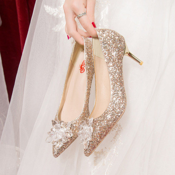 Ženske sjajne cipele s petom 8 cm