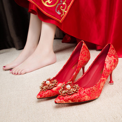 Elegantne ženske cipele u nekoliko modela sa biserima i kamenčićima