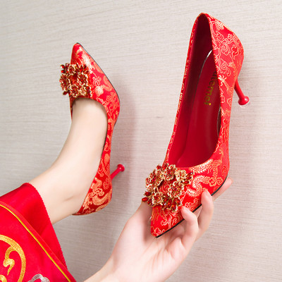 Elegantne ženske cipele u nekoliko modela sa biserima i kamenčićima