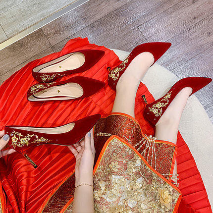 Elegantne ženske cipele od eko brušene kože sa petom od 8 cm