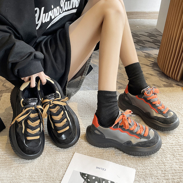 Ženske cipele od eko brušene kože s ravnom platformom